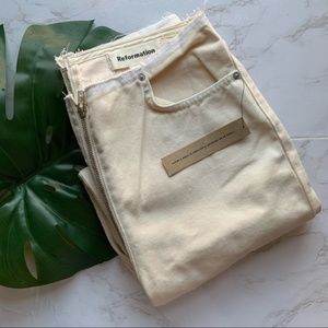 Reformation Jeans Ivory Zipper Mid Rise Raw Hem 30